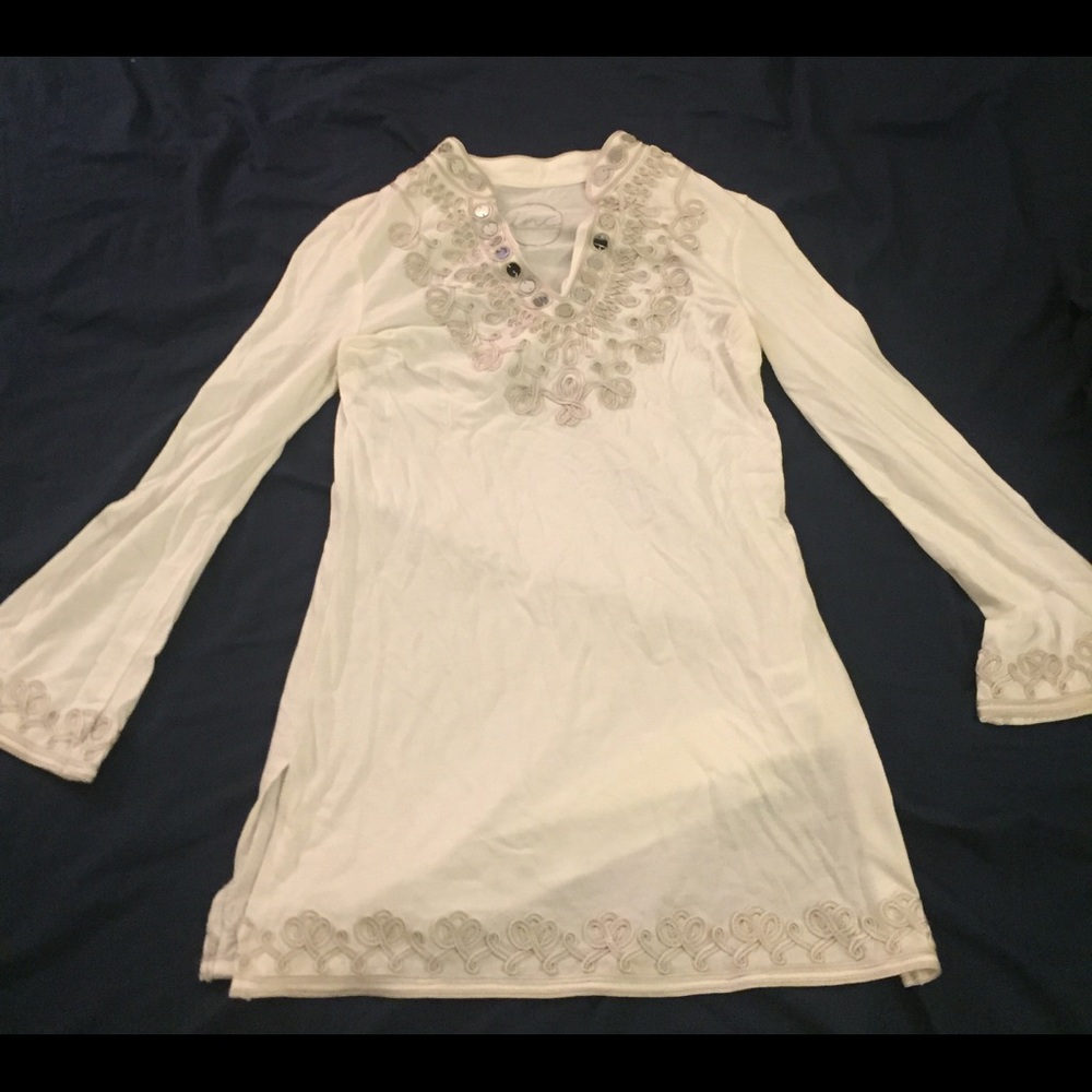 NWOT White w/Light Grey Detail Long Sleeve Tunic